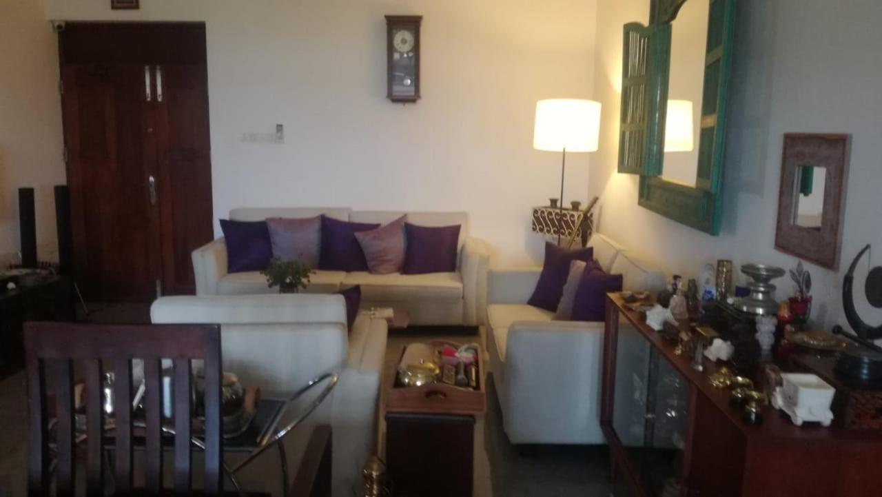 شقة Diyawanna Leisure راجاجيريا المظهر الخارجي الصورة